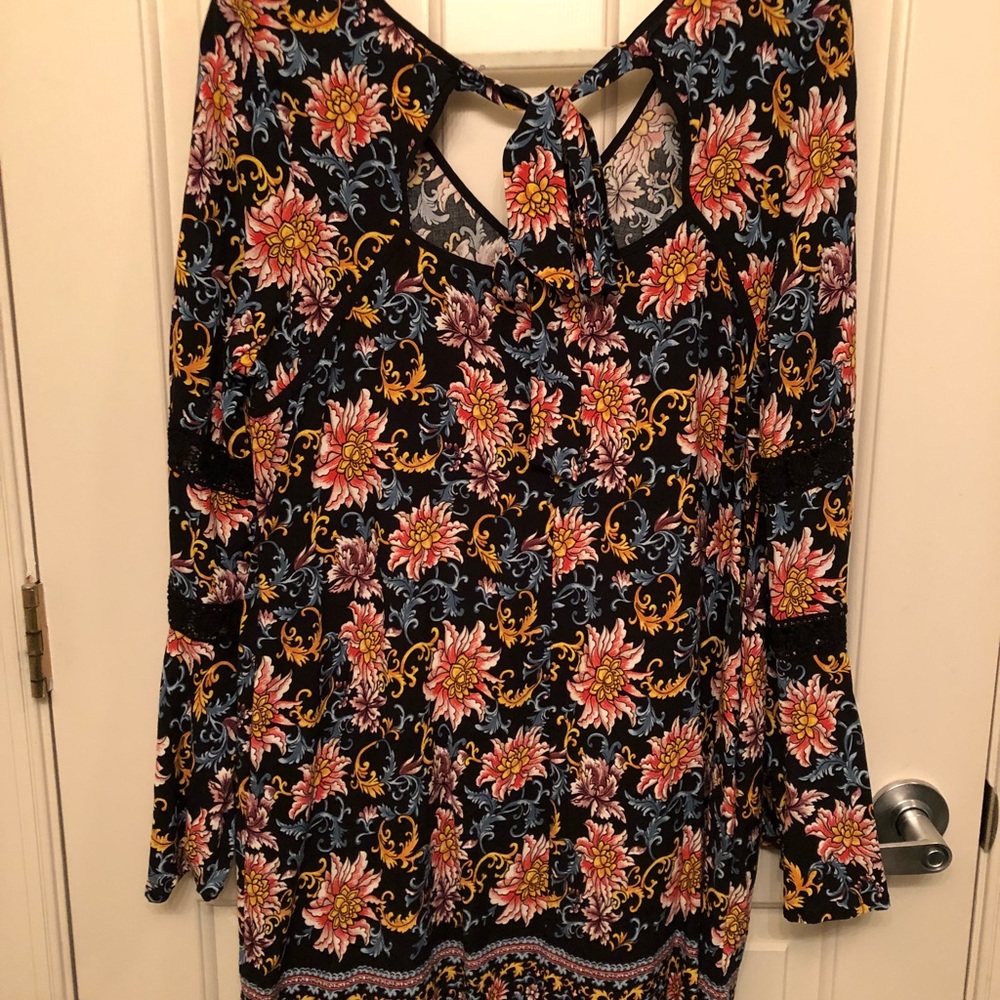 Xhilaration Long Sleeve Floral Dress